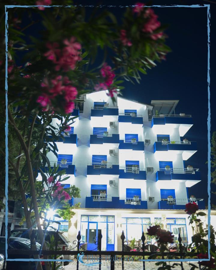 Blue Balcony Hotel Golem  Esterno foto